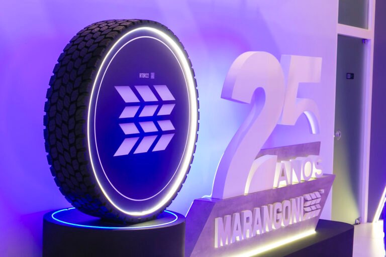Marangoni lança novo anel RTDR22 na Pneushow 2026 com foco em tração