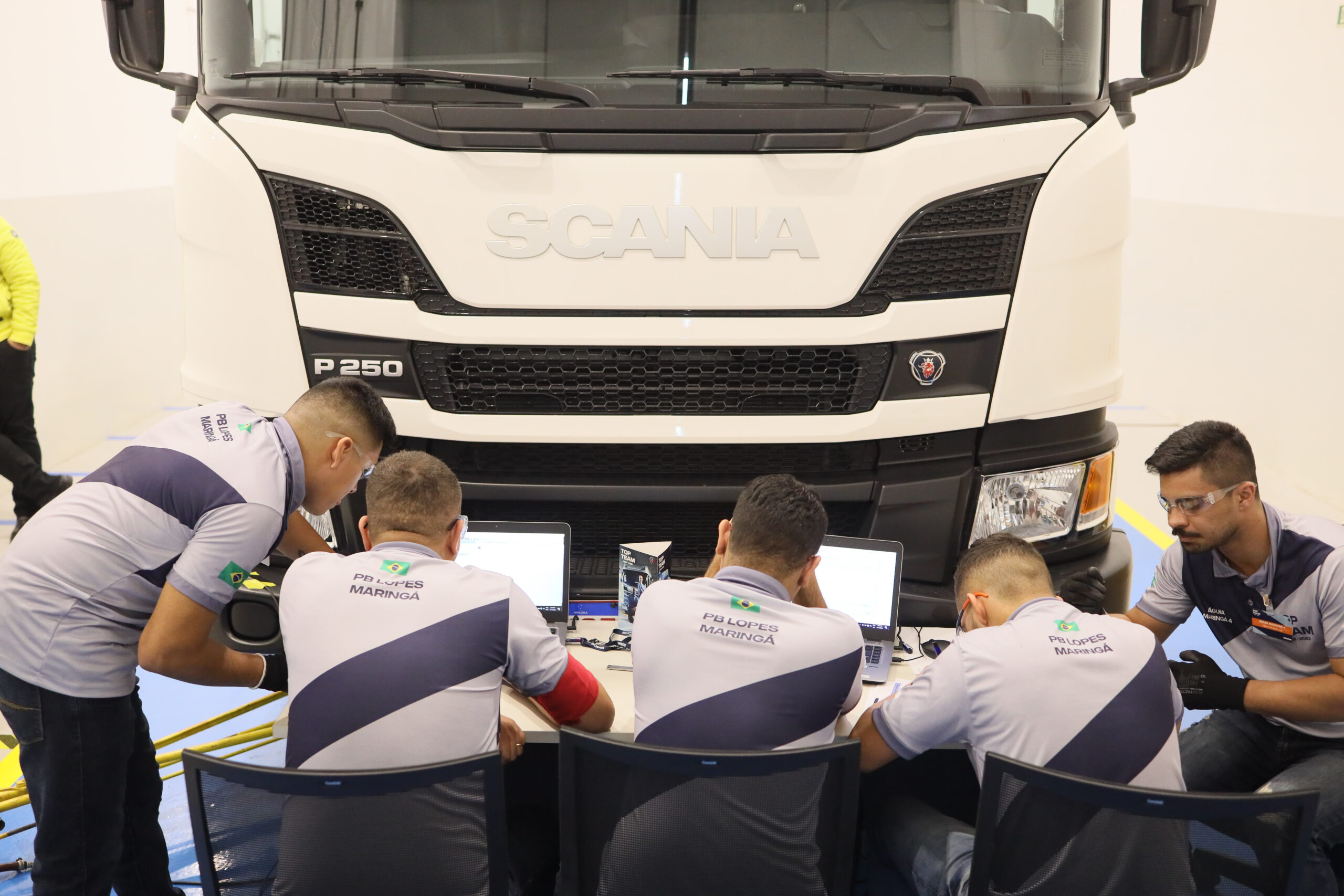 Scania Top Team 2025/2026: Final Nacional define neste sábado (7) a melhor equipe de Serviços do Brasil